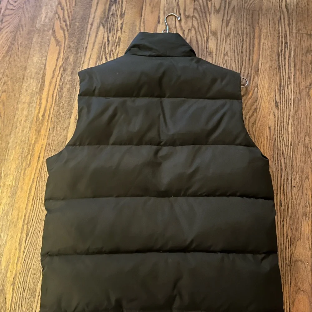 Kenneth Cole Puffy Vest - Picture 2 of 3